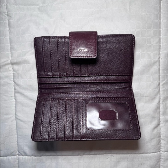 Fossil Leather Wallet - Purple - Picture 3 of 3